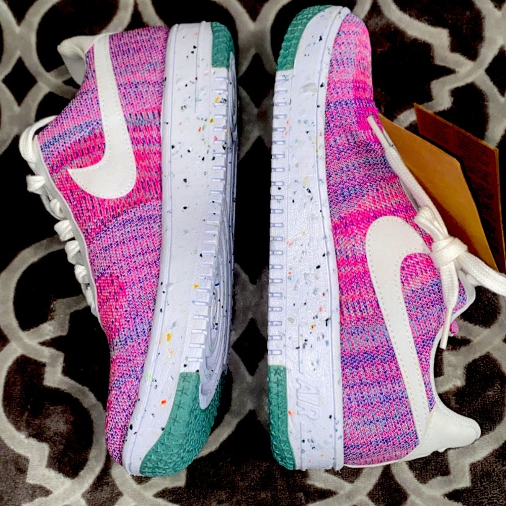 Nike Women's Air Force 1 Crater Flyknit Fuchsia Glow/Wht-Pink Blast 
Size 8